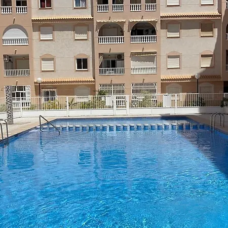 Апартаменты Charming Flat With Swimming Pool 500 M From Playa Del Cura! Торевьиа
